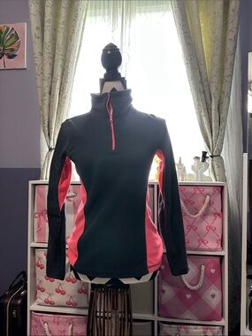 Old navy Black & Pink Quarter-Zip Fleece Pullover xs